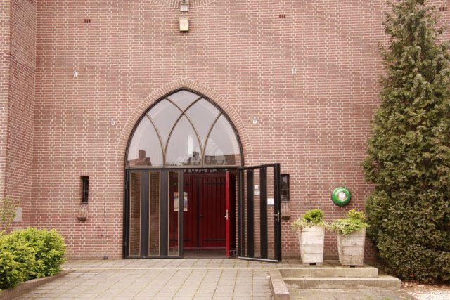 AED locatie Kerkstraat kerk Bergen